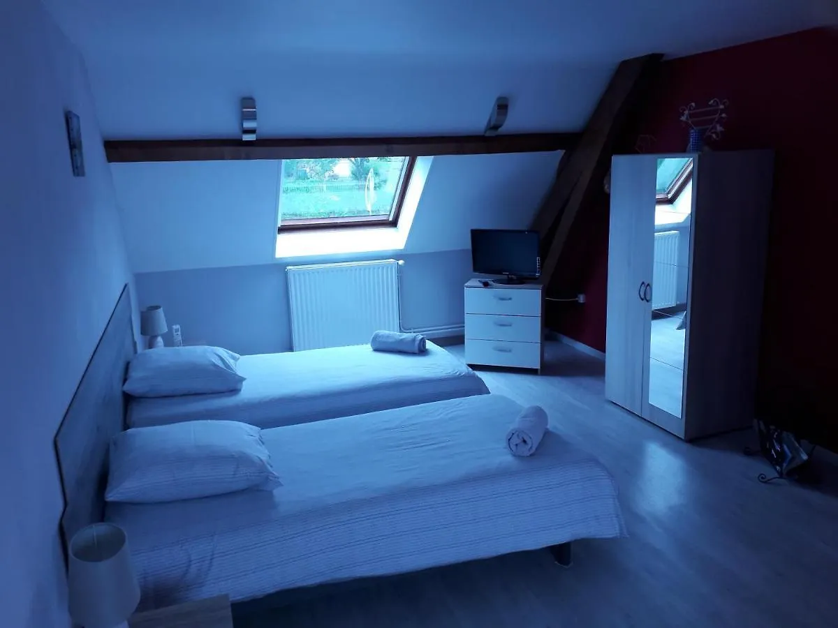Bed & Breakfast Chez Claude & Chantal Saint-Yorre
