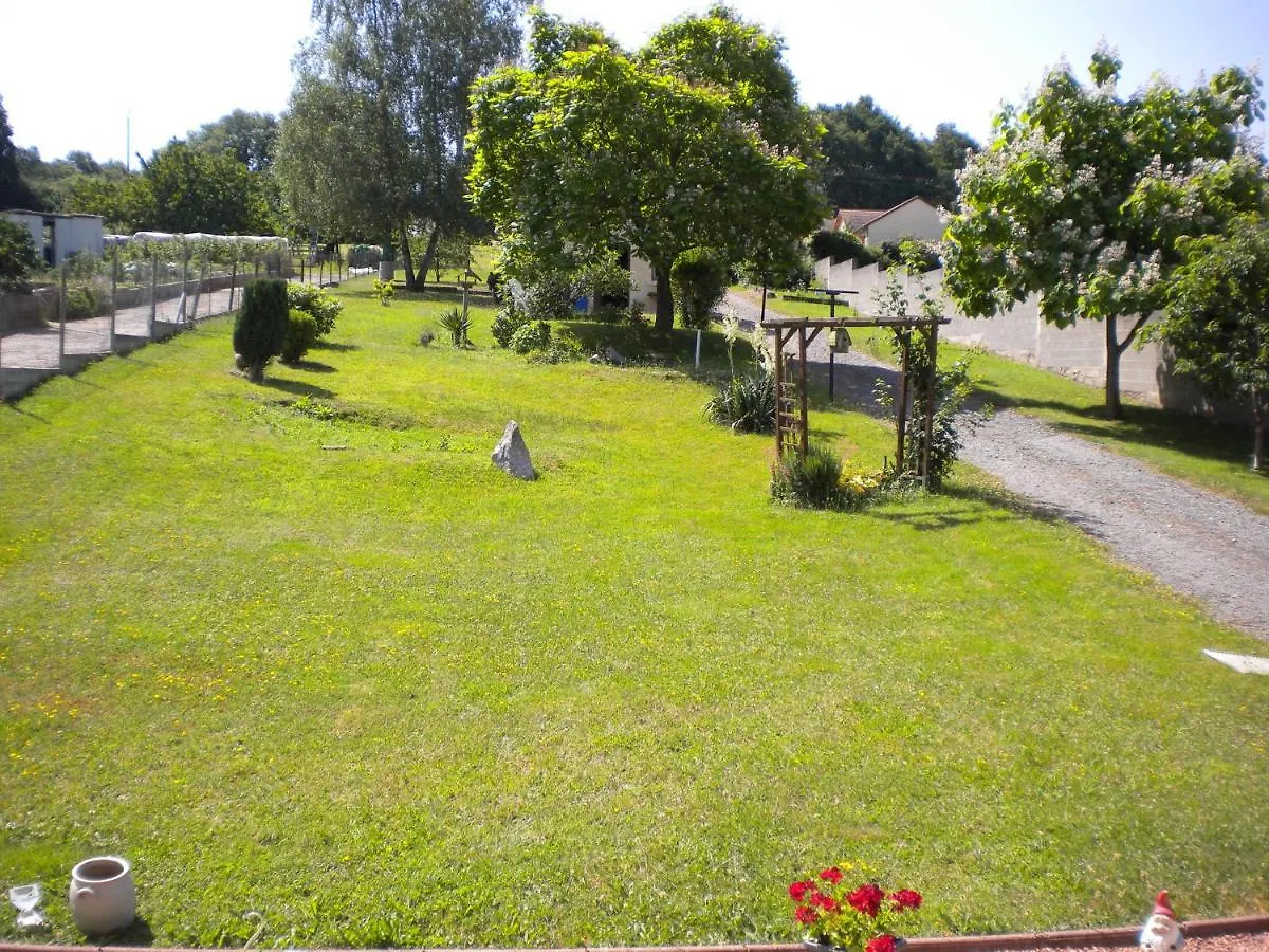 Chez Claude & Chantal Saint-Yorre France